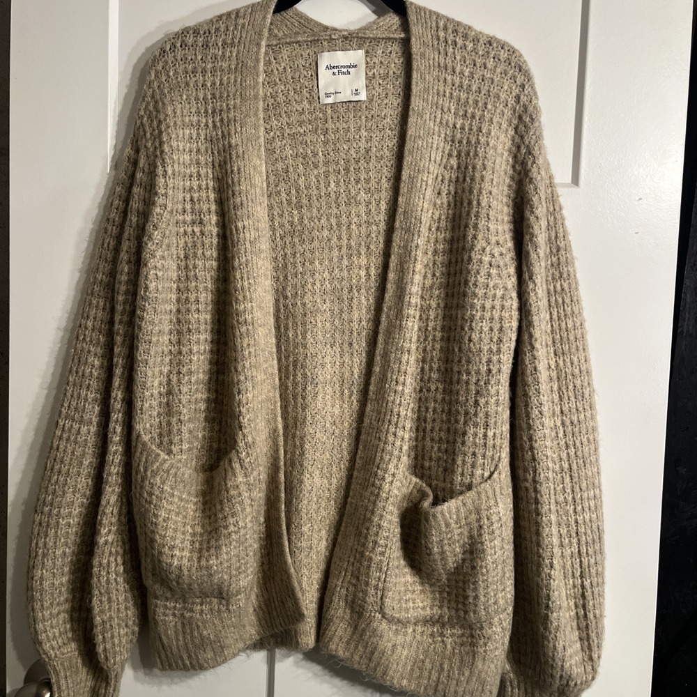 Abercrombie & Fitch Women M Open Front Knit Cardigan Sweater Oatmeal Tan Pockets